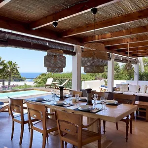  Villa Mares